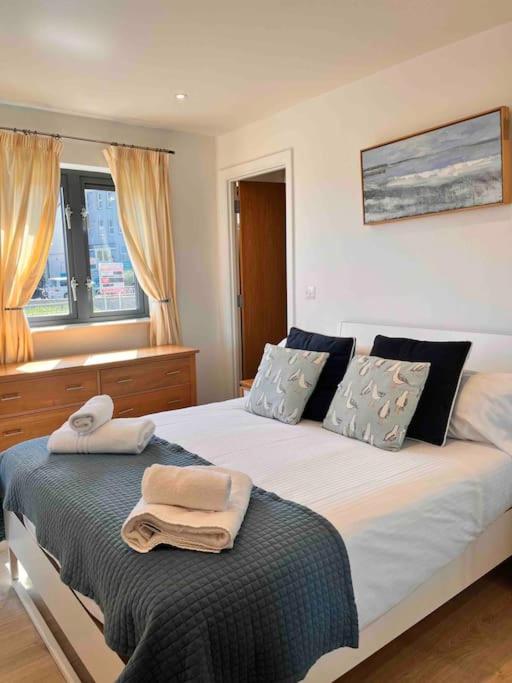 2Bed With Pool & Sea View Apartment Ньюкі Екстер'єр фото